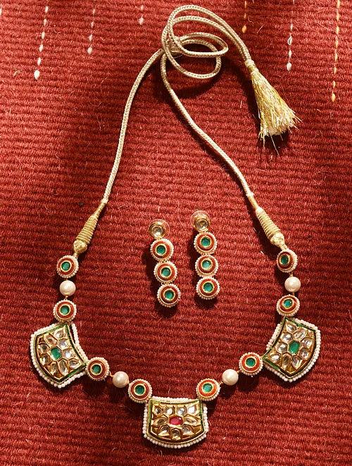 Traditional Kundan Necklace with Earrings