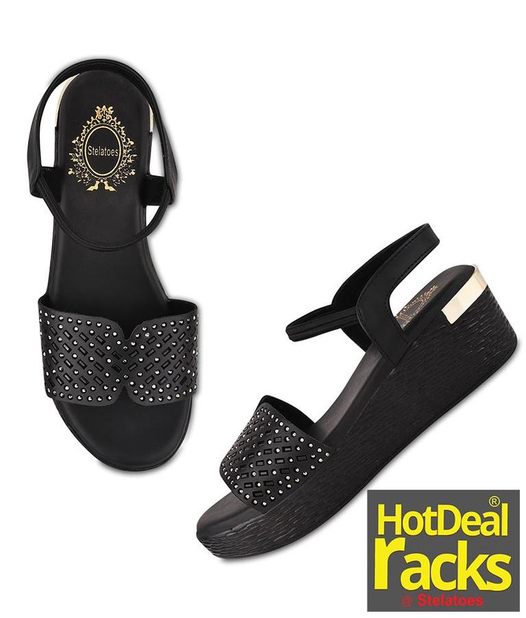 Women Black Ethnic Sandals