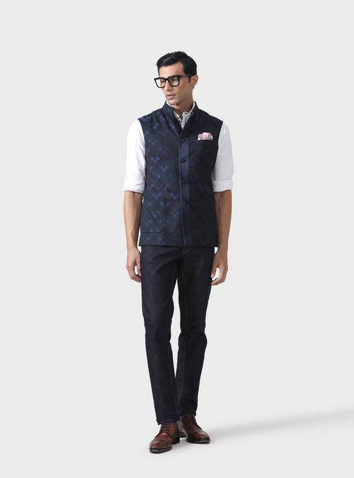 EXQUISITE COMFORT BESPOKE WOOL WAISTCOAT WITH SILK DETAILING