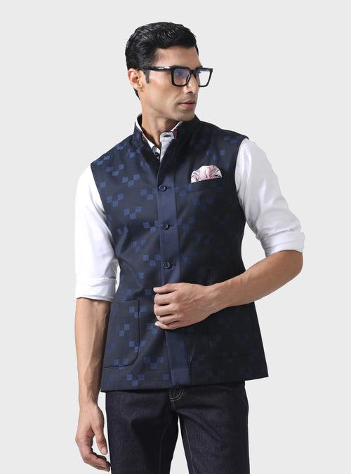 EXQUISITE COMFORT BESPOKE WOOL WAISTCOAT WITH SILK DETAILING