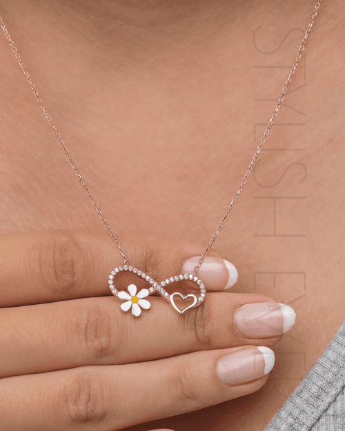 INFINITY DAISY HEART CHAIN