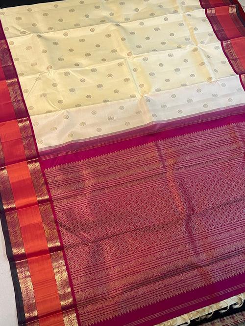 Cream retta pet  / kanjivaram silk