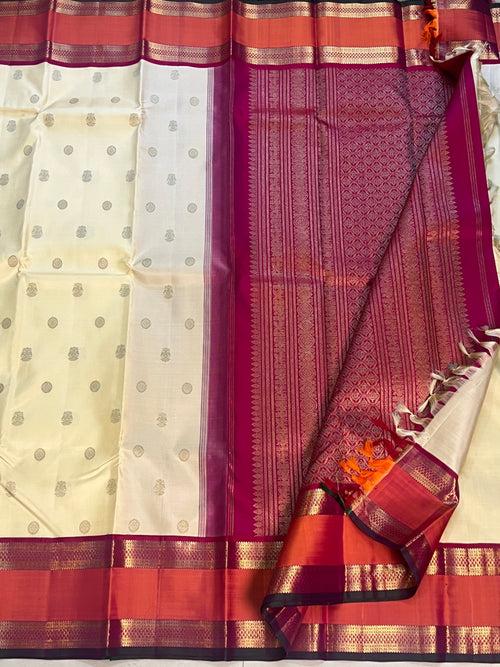 Cream retta pet  / kanjivaram silk