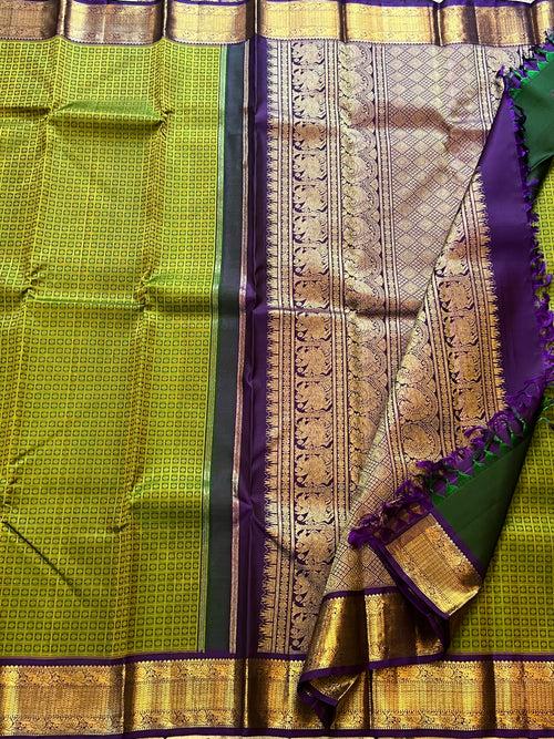 Laksham  butta / kanjipuram silk