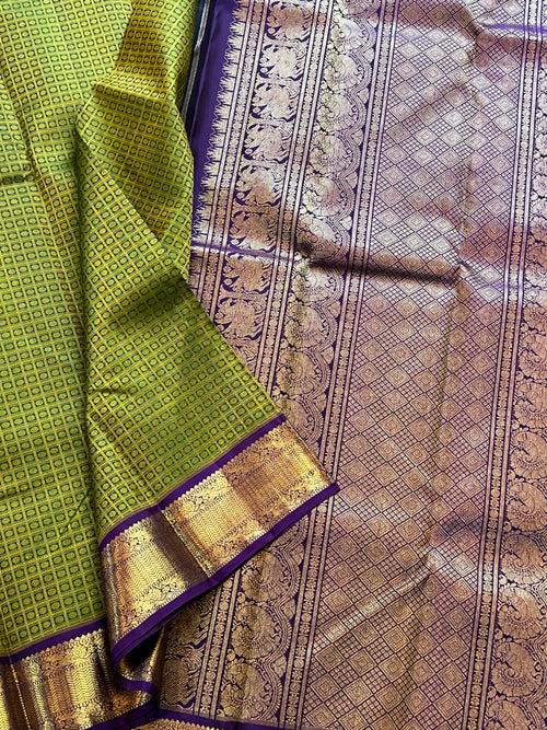 Laksham  butta / kanjipuram silk