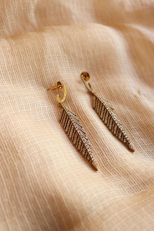 Victorian AD Sleek Leaf Earrings