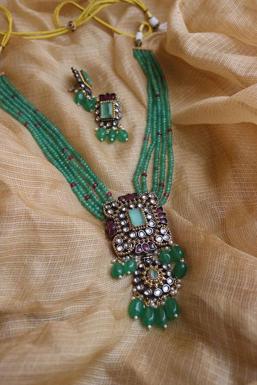 Gunmetal Lotus Kundan Set