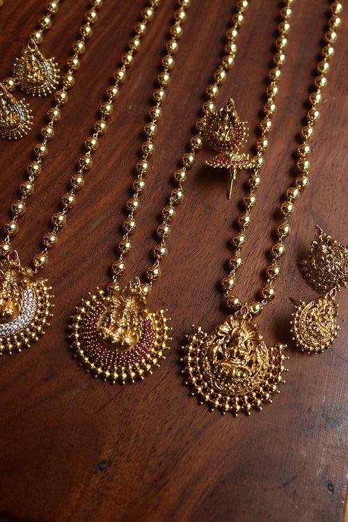 Lakshmi Chaand pendant Set