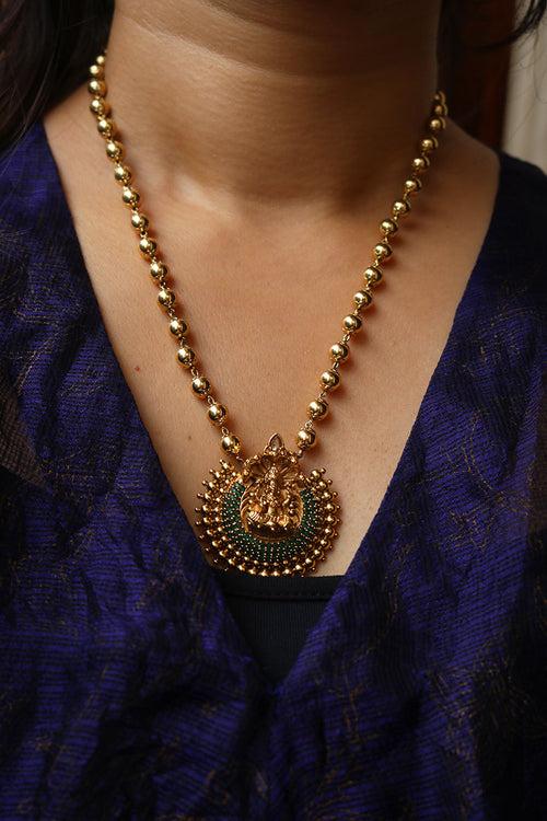 Lakshmi Chaand pendant Set