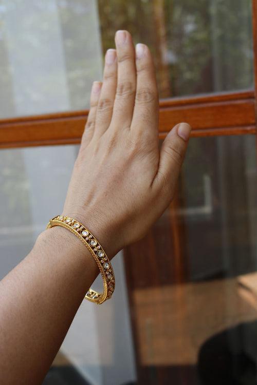 Basic Kundan Dot Bangles