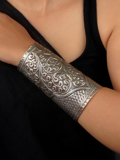 EK-BRAC35 - Grey Color Silver Plated Tribal Bangles