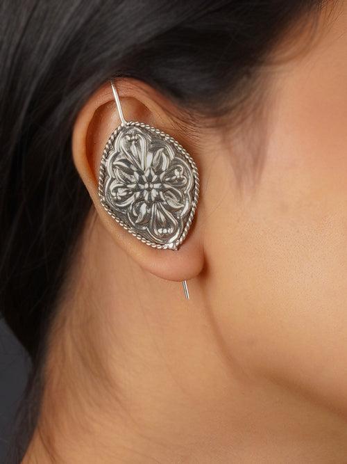 EK-SFEAR312 - Grey Color Silver Plated Tribal Earrings