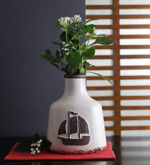 Boat medium sized ceramic vase