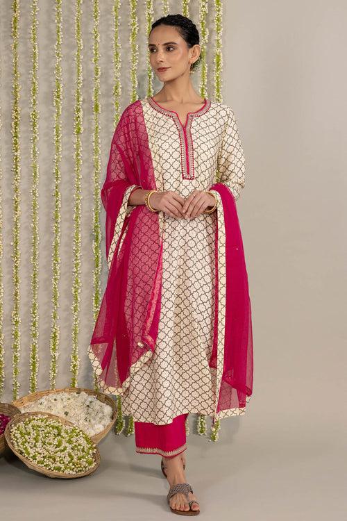 Ivory Tanvi Tara Kurta