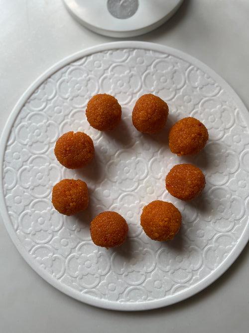 Carved round platter