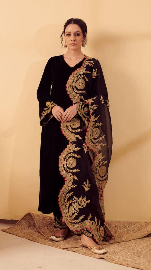 Naveli Black Zari Embroidered Kurta with Organza dupatta