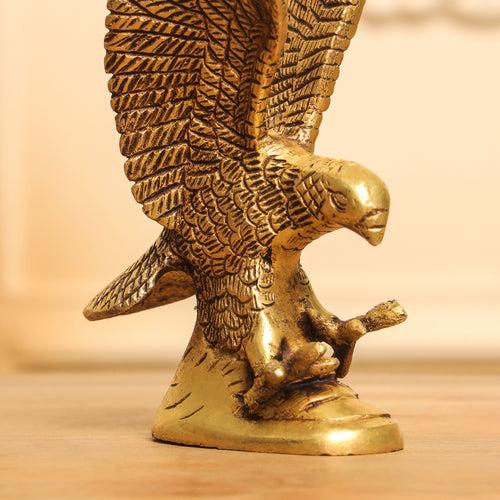 Brass Eagle Decorative Showpiece (6 Inch)