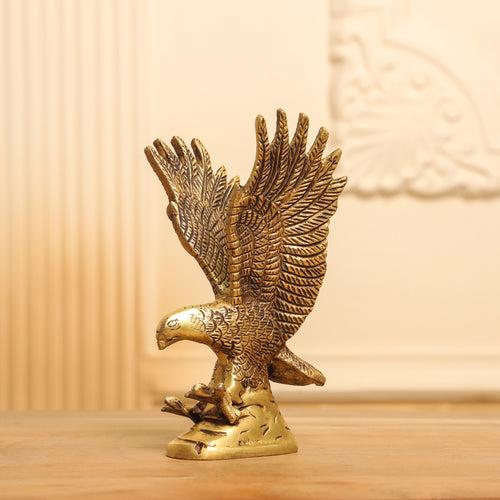 Brass Eagle Decorative Showpiece (6 Inch)