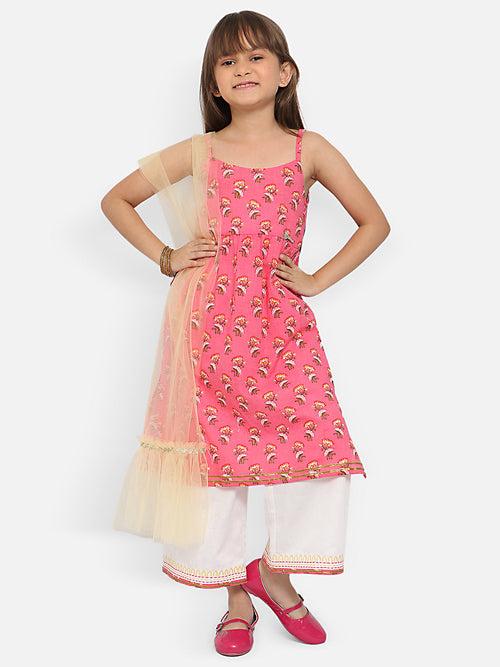 Girls Pink-White Floral Printed Cotton A-Line Kurta With Gathered Waist And Palazzo With Dupatta