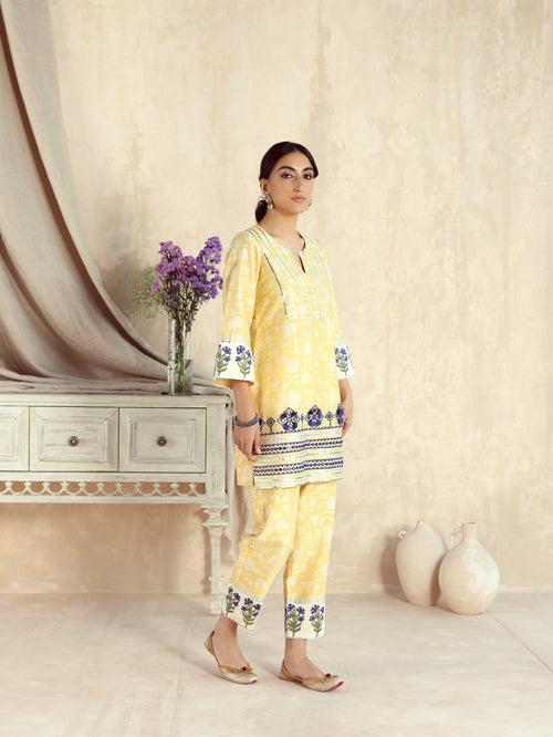 Yellow Short Kurta with Pant and Scarf-Set of 3