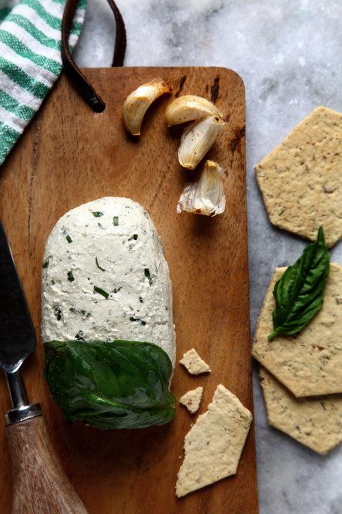 Roasted Garlic & Herbs Cheese