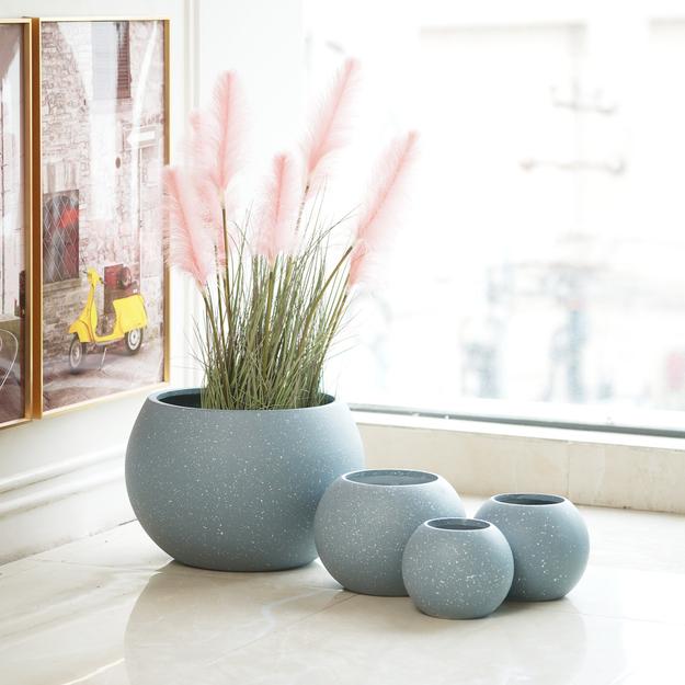 Pebbles - Grey Plant Pots (Set of 4)