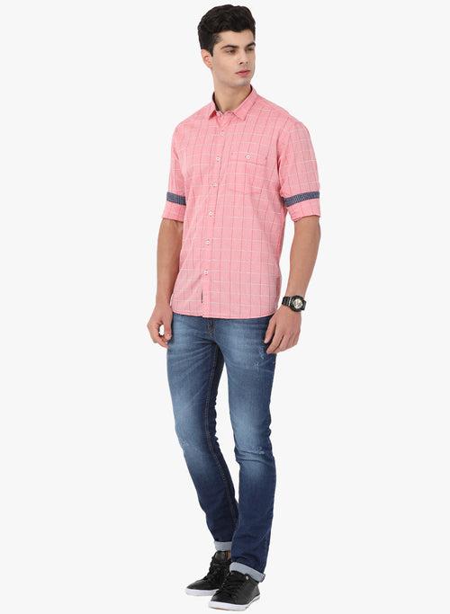 Crossceek Men Red Checks Casual Shirt