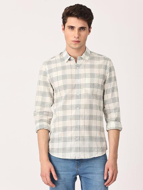 Crosscreek Men White Slim Fit Checked Cotton Casual Shirt