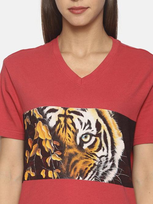 Wolfpack Tiger Eyes with Leaves Dark Pink Women T-Shirt