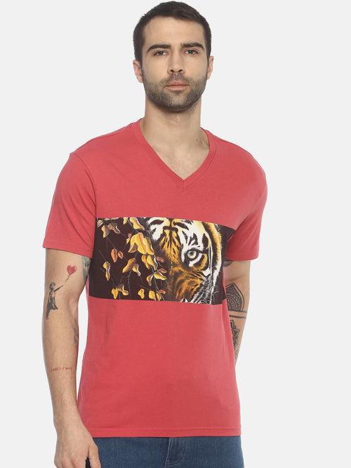 Tiger Eyes With Leaves Dark Pink Printed Men T-Shirt