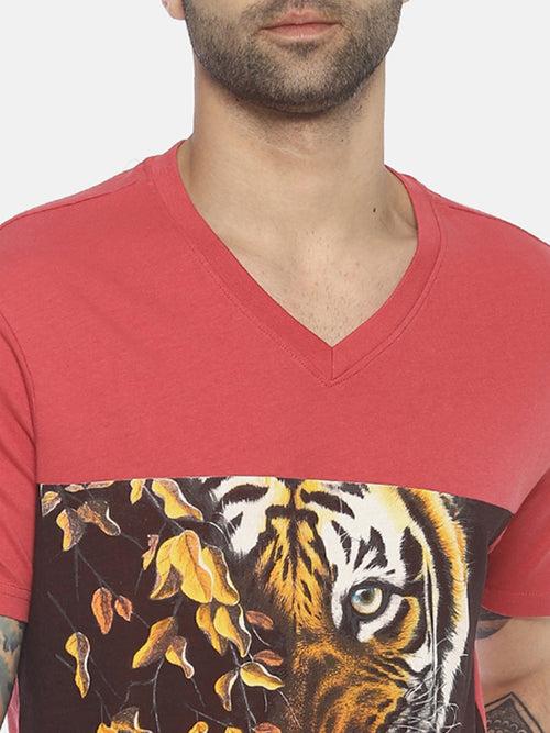 Tiger Eyes With Leaves Dark Pink Printed Men T-Shirt