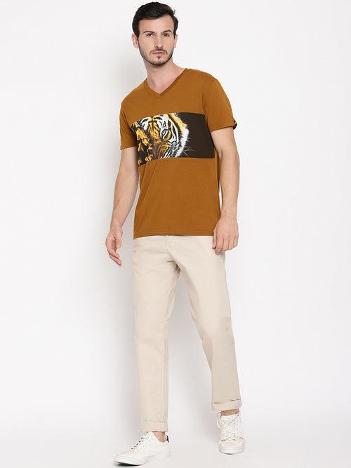 Tiger Eyes with Leaves Golden Brown Printed Men T-Shirt