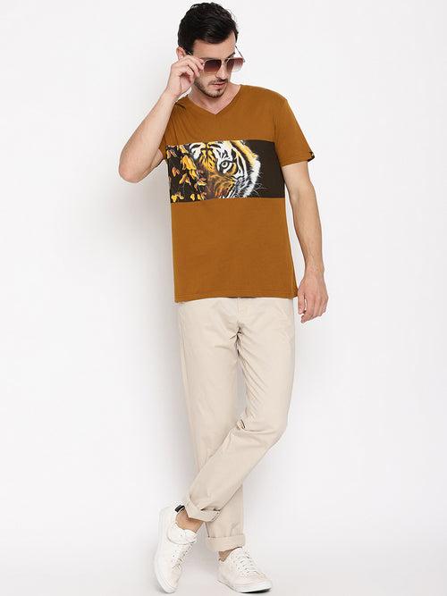 Tiger Eyes with Leaves Golden Brown Printed Men T-Shirt