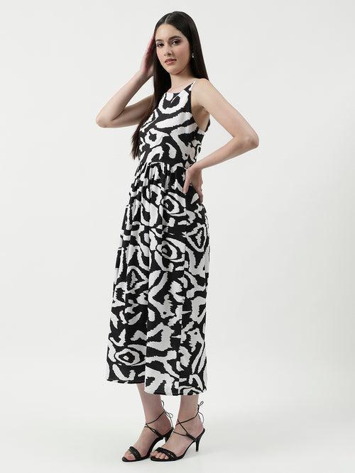 Monocromatic Digital Printed Maxi Dress