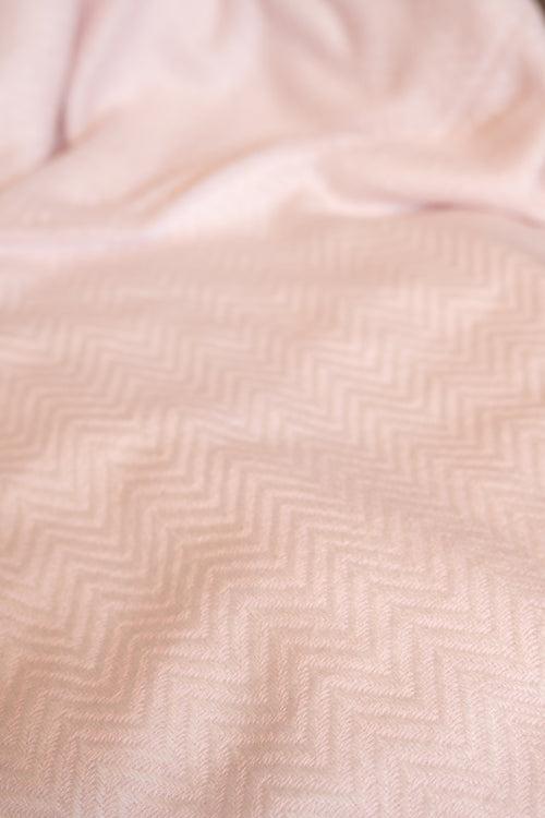 OMVAI Zig Zag Patterned Woven Throw Blanket / Comforter Beauty Blush