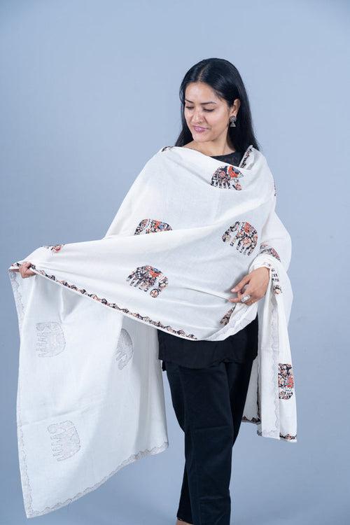 OMVAI Rajsi Gaj Hastkala Dupatta with applique and Hand-work - Black