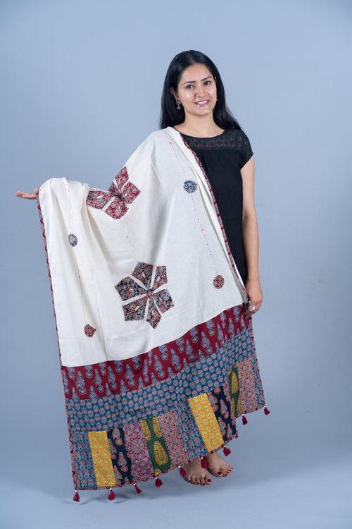 OMVAI Pushp Bahaar Hastkala Dupatta with applique and Hand-work - Maroon Multi