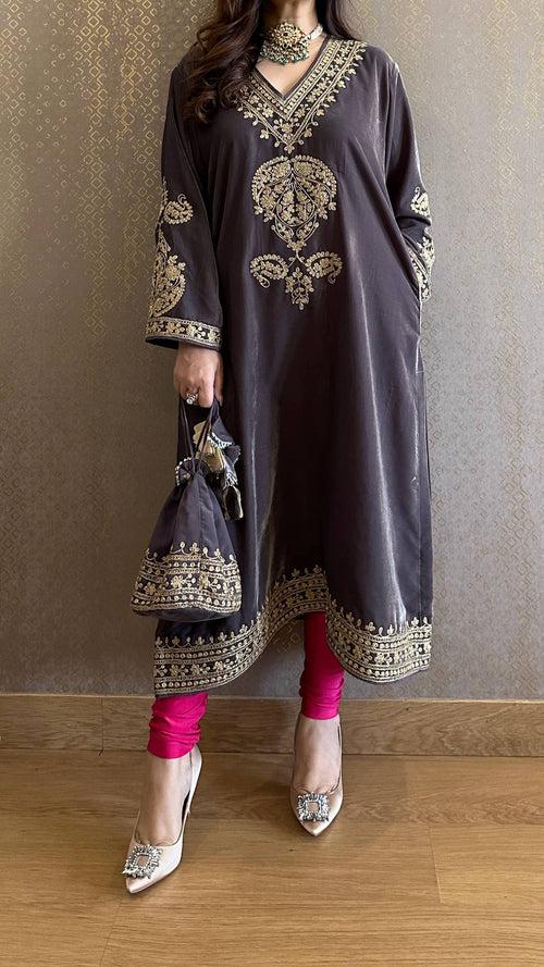 Grey Velvet Kashmiri-Phiran Kurta with Churidar and Matching Potli