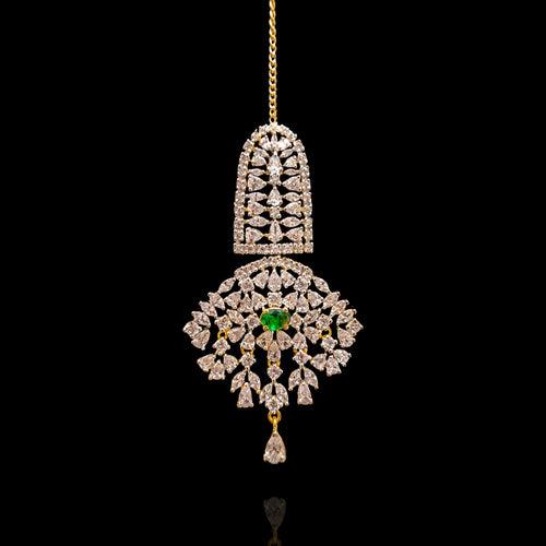 Dazzling Look - Bold Diamond Maang Tikka