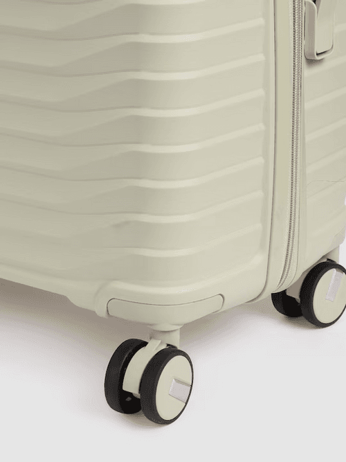 Silver Bar 360 Degree Rotation Hard-Sided Medium-Sized Trolley Bag