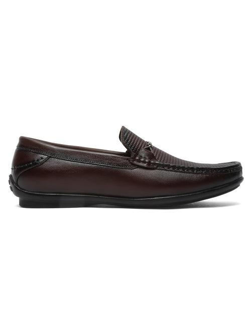 Men Textured Brown Leather Loafers shoes