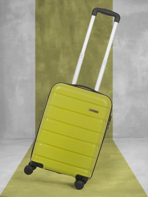 Uno 360-Degree Rotation Hard-Sided Cabin-Sized Trolley Bag 32.2L