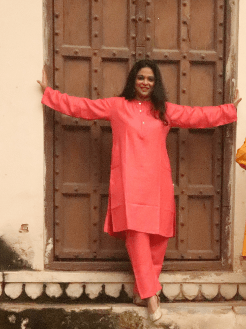 Loose fit straight pink kurta and pyjama set