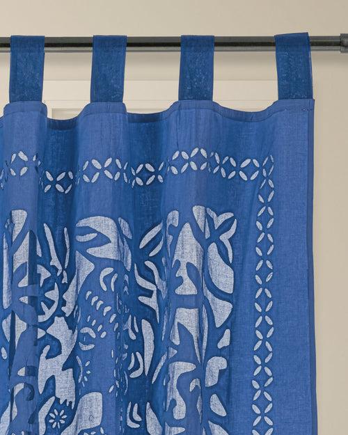 Curtains Applique Queen Pattern, Blue