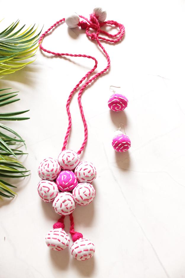 White and Pink Fabric Kantha Embroidered Flower Thread Closure Necklace Set