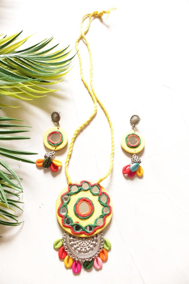 Hand Embroidered Fabric and Mirrors Necklace Set