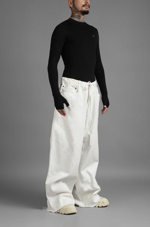 SuperHUEMN Wide-legged Jeans (White)