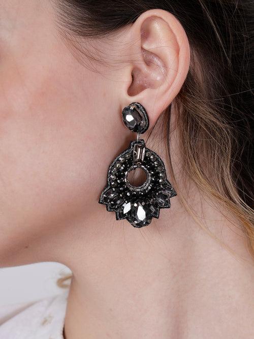 Black & Silver Crystals Midnight Bling Earrings – Elegant Sparkling Design with Stunning Contrast for a Glamorous Touch to Any Outfit