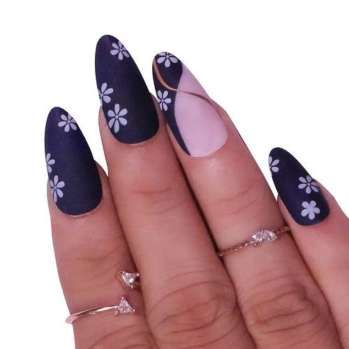 FRENCH TIPS- 329 (NAIL KIT INCLUDED)