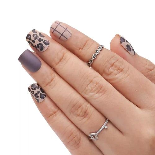 PRINTED BUTTERFLY NAILS- (NAIL KIT INCLUDED)